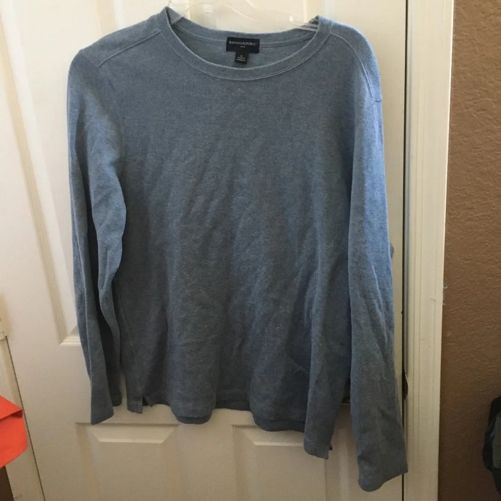 FINAL MARKDOWN Men’s banana republic pullover medium